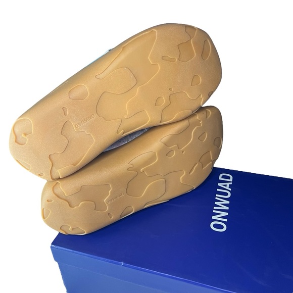 Onwuad x Benny Co The Kris Slide - Picture 5 of 6